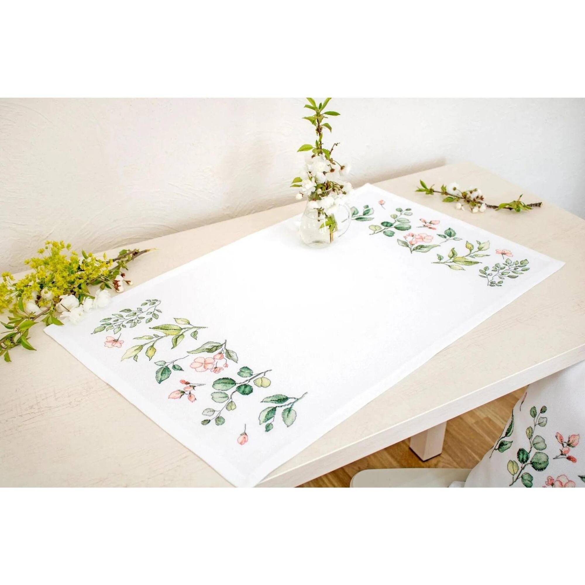 Luca-S Tablecloth Leaves and flowers Counted Cross Stitch Kit